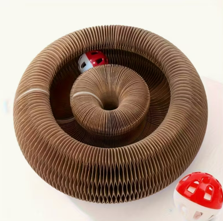 Interactive Scratcher & Toy